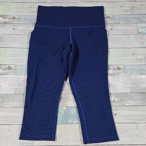 Nike Bkue Striped Workout Capri Pant Leggings Size Medium